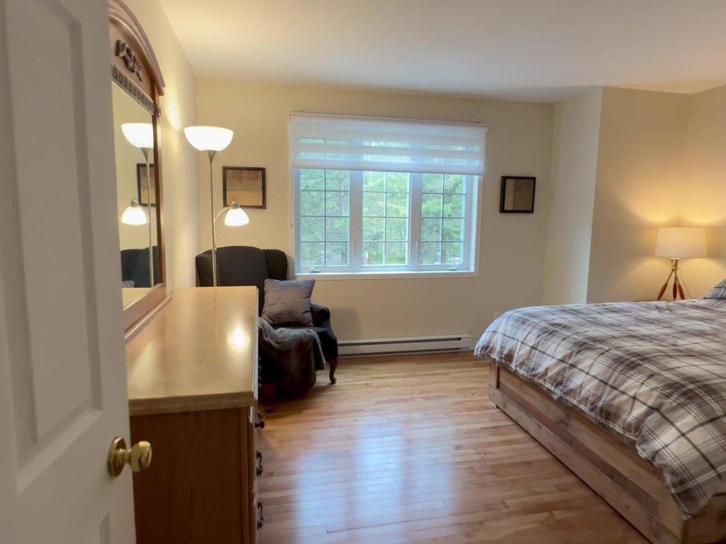 









124


Ch. du Boisé-Ryan

,
Mont-Tremblant,




QC
J8E1S2

