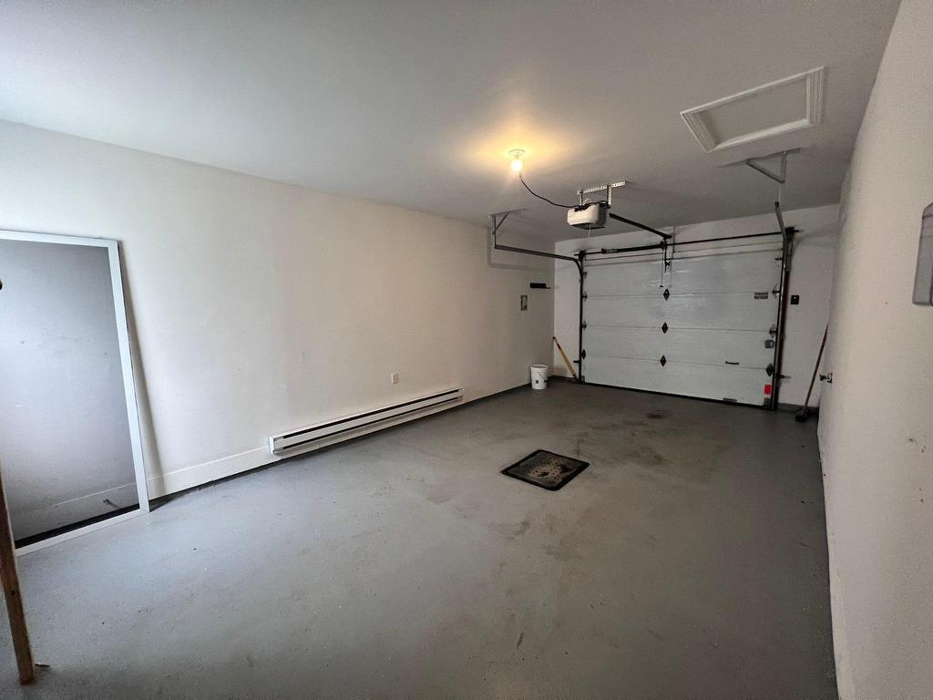 









124


Ch. du Boisé-Ryan

,
Mont-Tremblant,




QC
J8E1S2


