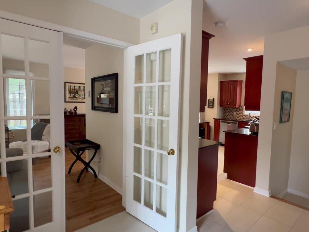 









124


Ch. du Boisé-Ryan

,
Mont-Tremblant,




QC
J8E1S2

