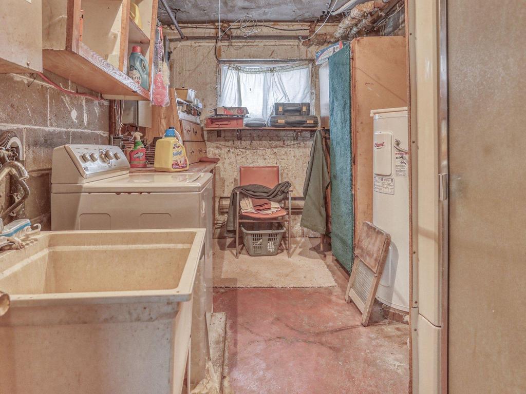 









7375

 - 7377


Rue Follereau

,
Montréal (Saint-Léonard),




QC
H1S2L3

