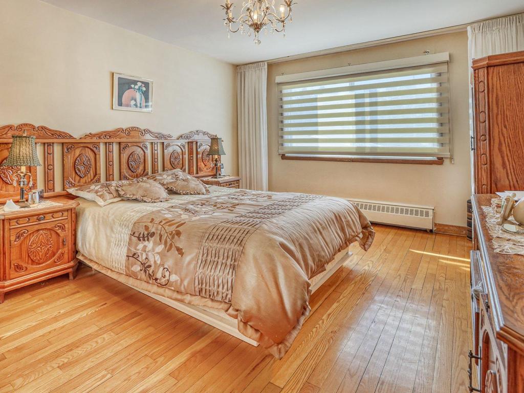 









7375

 - 7377


Rue Follereau

,
Montréal (Saint-Léonard),




QC
H1S2L3

