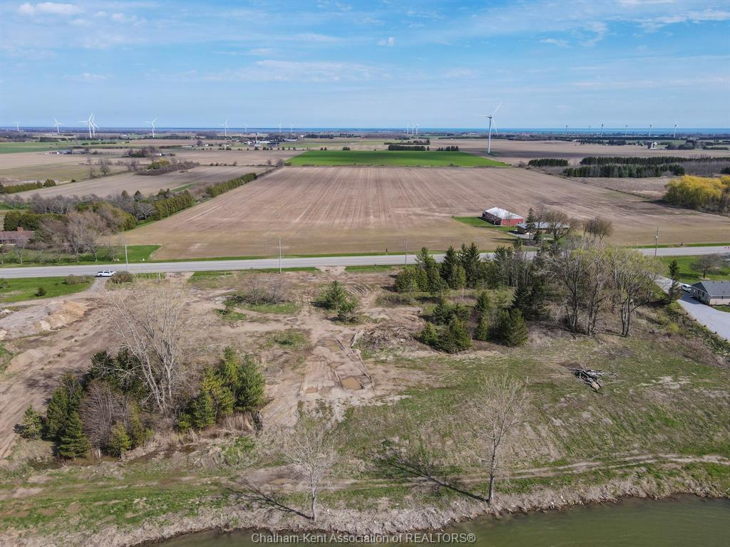 









V/L


Talbot

Trail, East,
Blenheim,







ON
N0P 1A0


