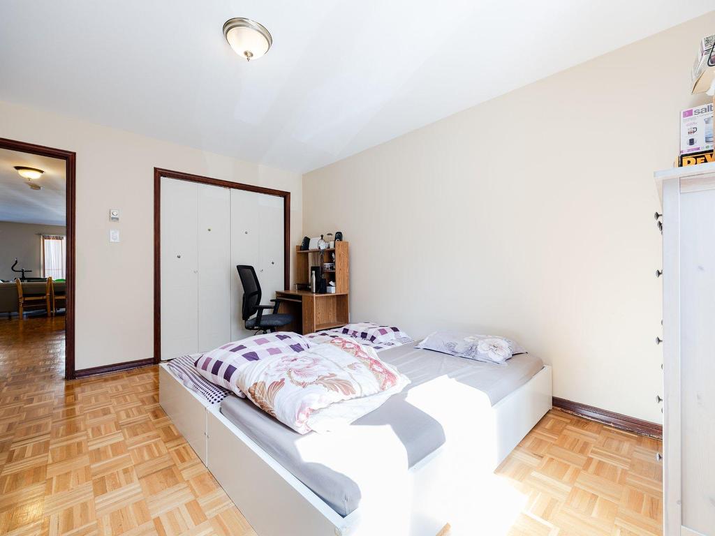 









3450


Rue St-Antoine O.

, 3,
Montréal (Le Sud-Ouest),




QC
H4C1A8

