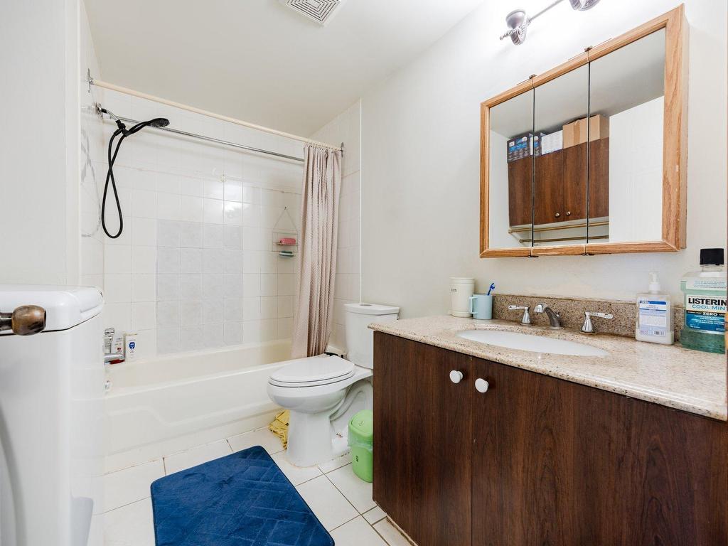









3450


Rue St-Antoine O.

, 3,
Montréal (Le Sud-Ouest),




QC
H4C1A8

