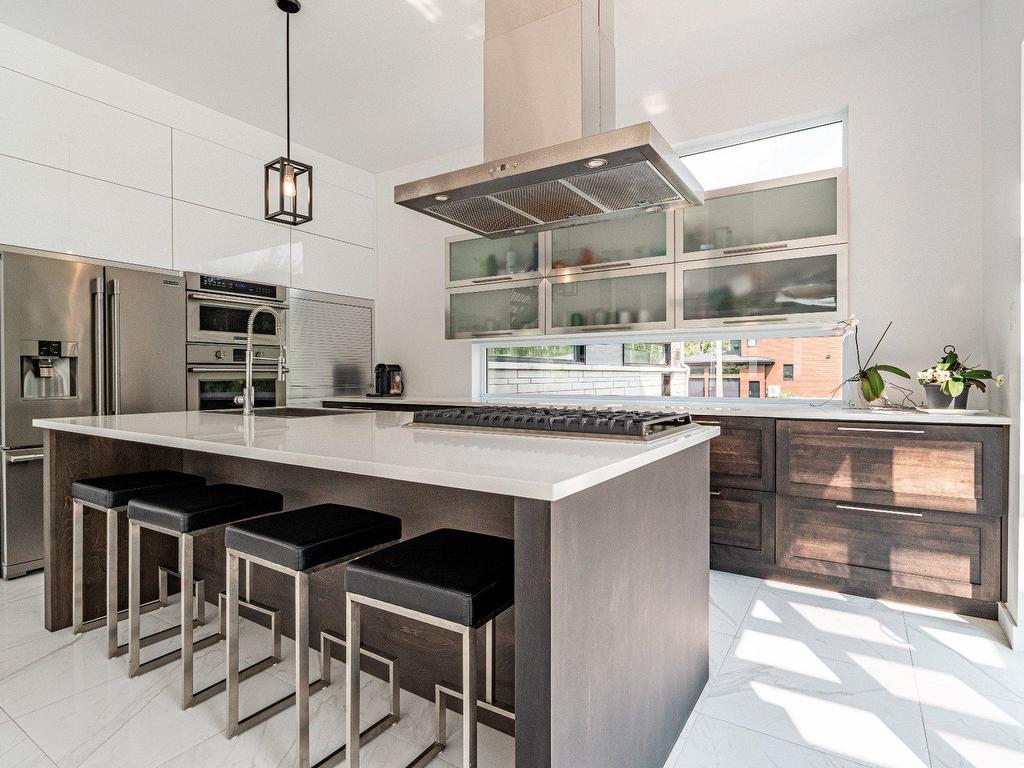 









3620


Rue de l'Albatros

,
Sherbrooke (Brompton/Rock Forest/Saint-Élie/Deauville),




QC
J1H0J3

