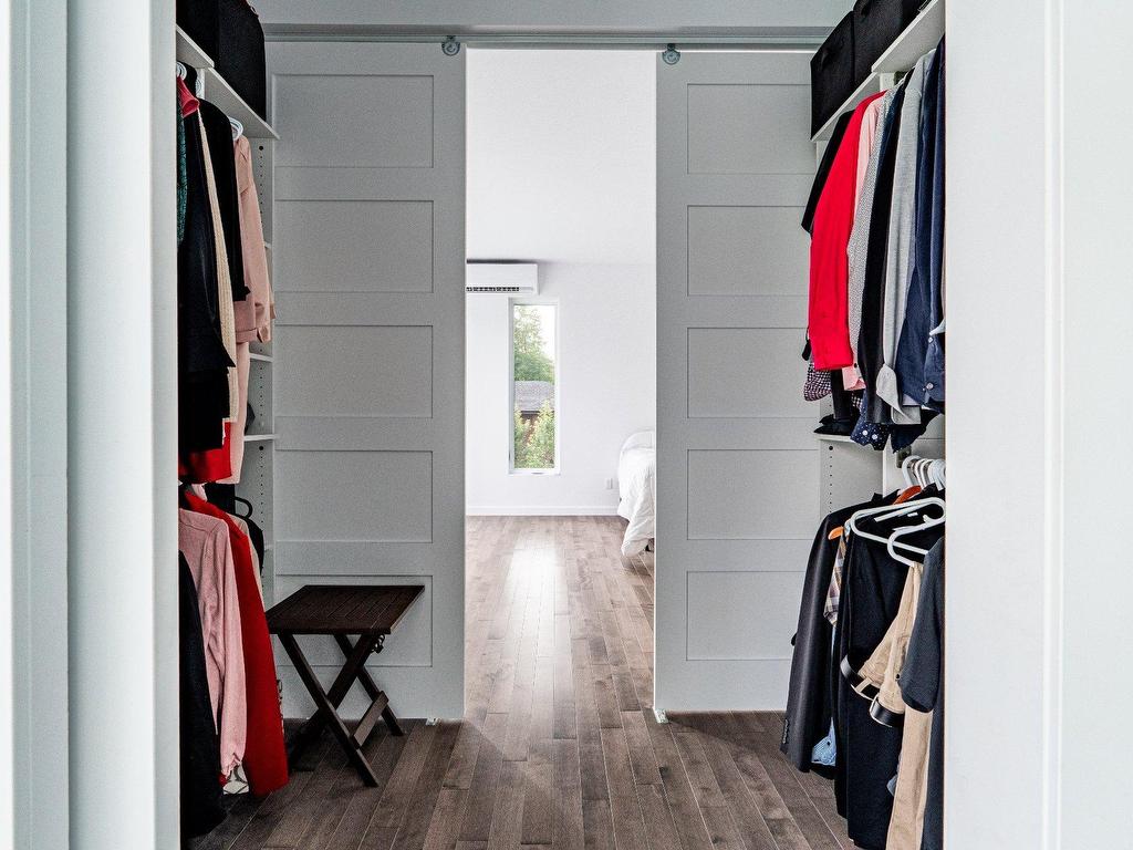 









3620


Rue de l'Albatros

,
Sherbrooke (Brompton/Rock Forest/Saint-Élie/Deauville),




QC
J1H0J3

