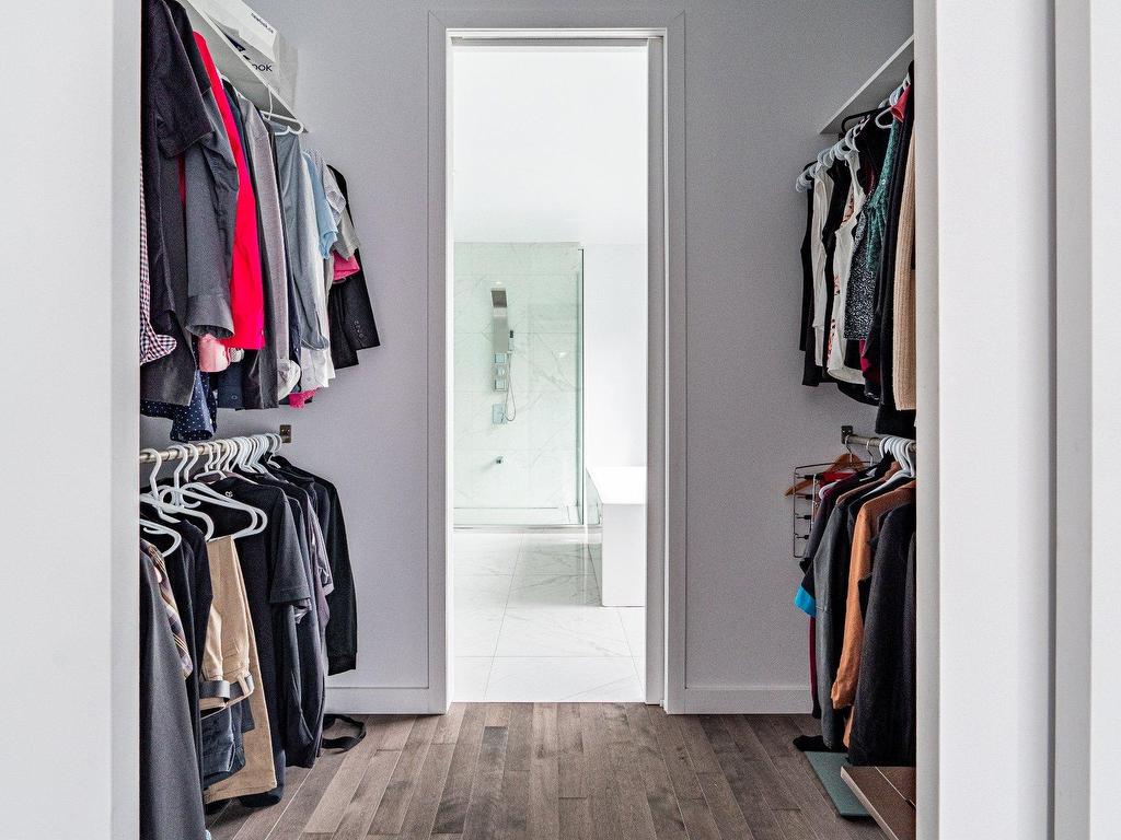 









3620


Rue de l'Albatros

,
Sherbrooke (Brompton/Rock Forest/Saint-Élie/Deauville),




QC
J1H0J3

