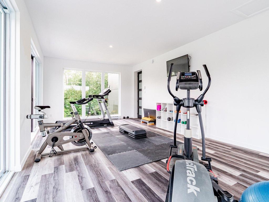 









3620


Rue de l'Albatros

,
Sherbrooke (Brompton/Rock Forest/Saint-Élie/Deauville),




QC
J1H0J3

