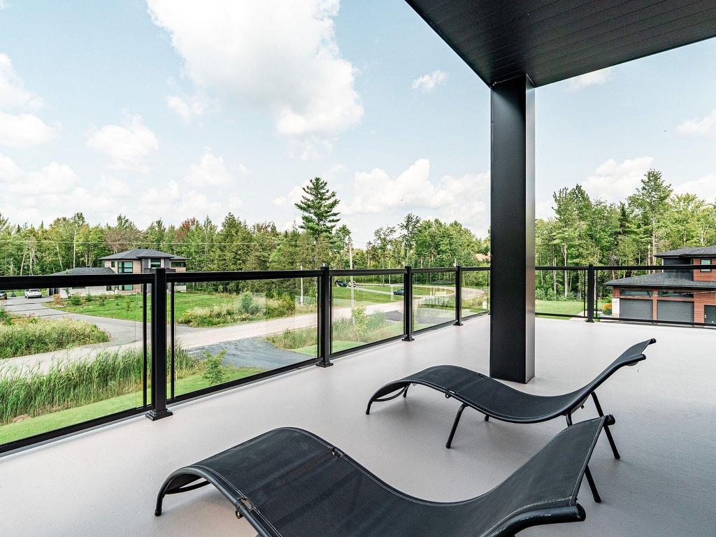 









3620


Rue de l'Albatros

,
Sherbrooke (Brompton/Rock Forest/Saint-Élie/Deauville),




QC
J1H0J3


