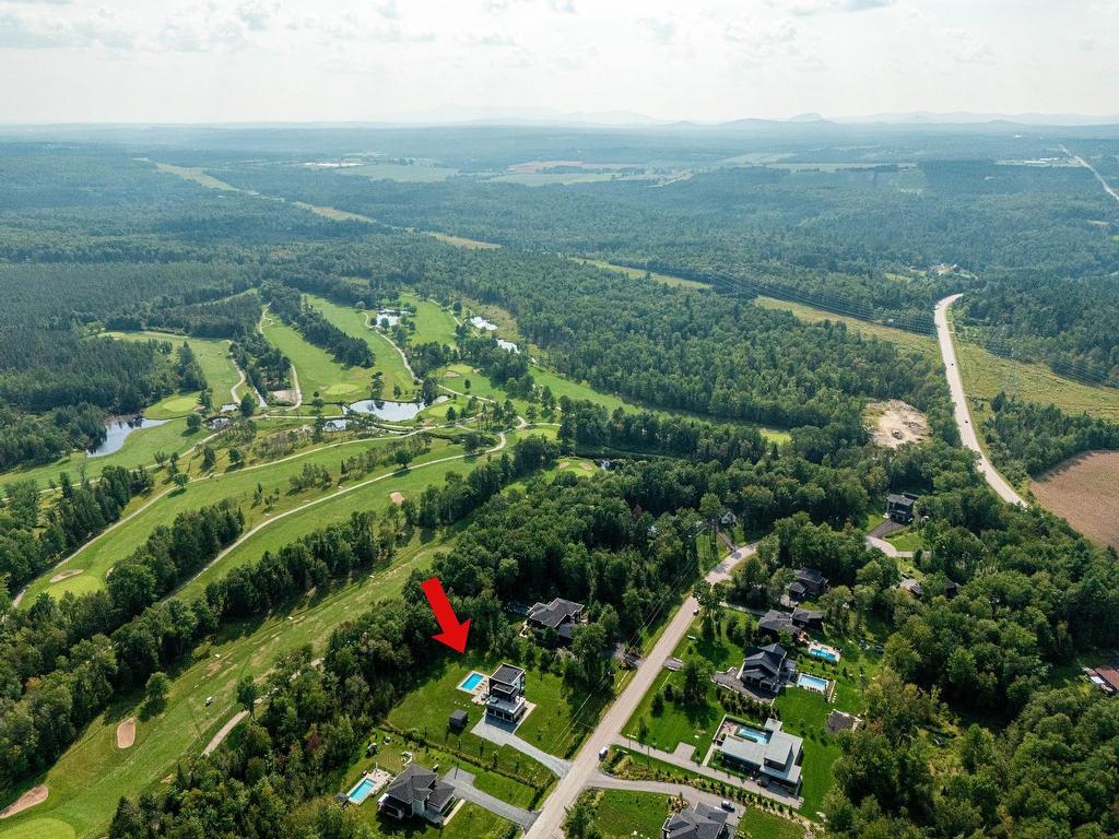 









3620


Rue de l'Albatros

,
Sherbrooke (Brompton/Rock Forest/Saint-Élie/Deauville),




QC
J1H0J3

