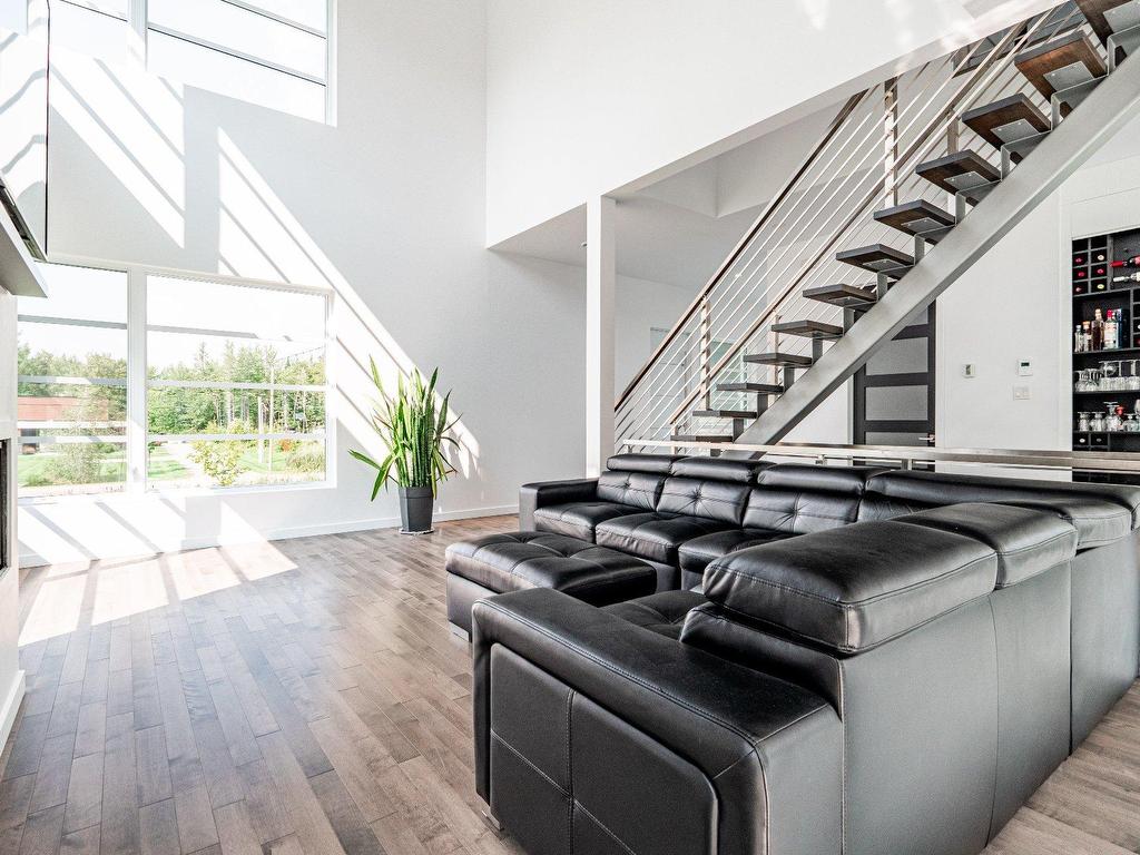 









3620


Rue de l'Albatros

,
Sherbrooke (Brompton/Rock Forest/Saint-Élie/Deauville),




QC
J1H0J3

