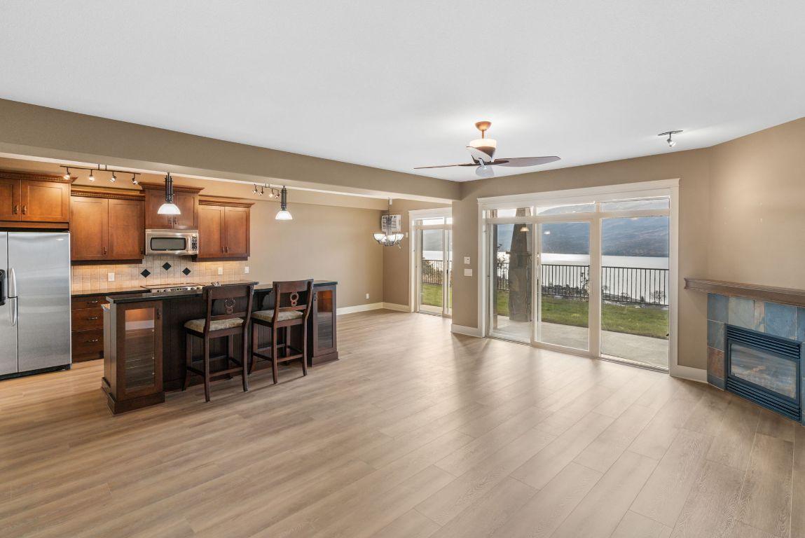 









4350


Ponderosa

Drive, 108,
Peachland,




BC
V0H 1X5

