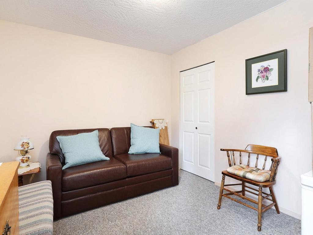 









1755


Willemar

Ave, 3,
Courtenay,




BC
V9N 3M5

