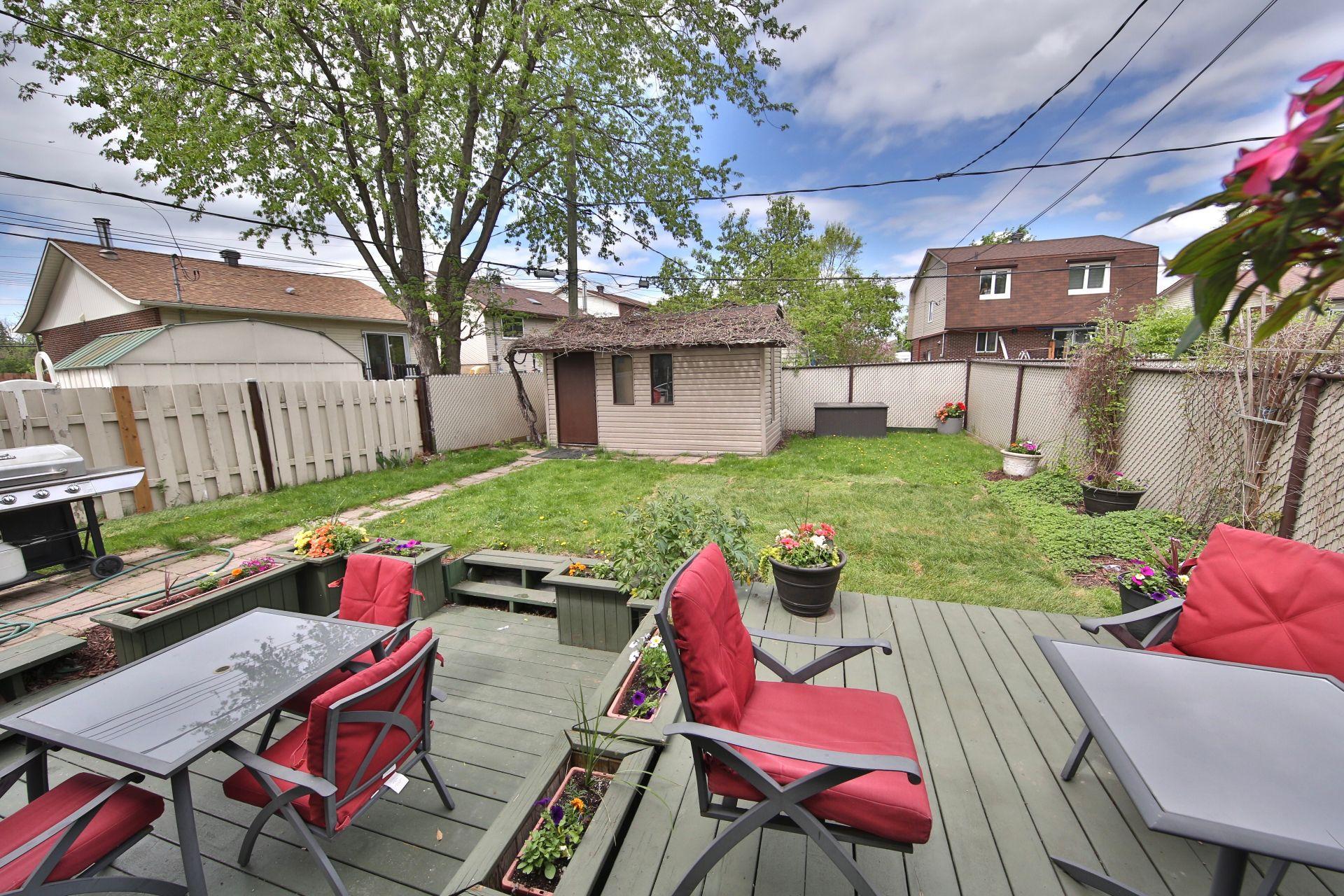 









3960


Rue Lessard

,
Longueuil (Saint-Hubert),




QC
J3Y8B7

