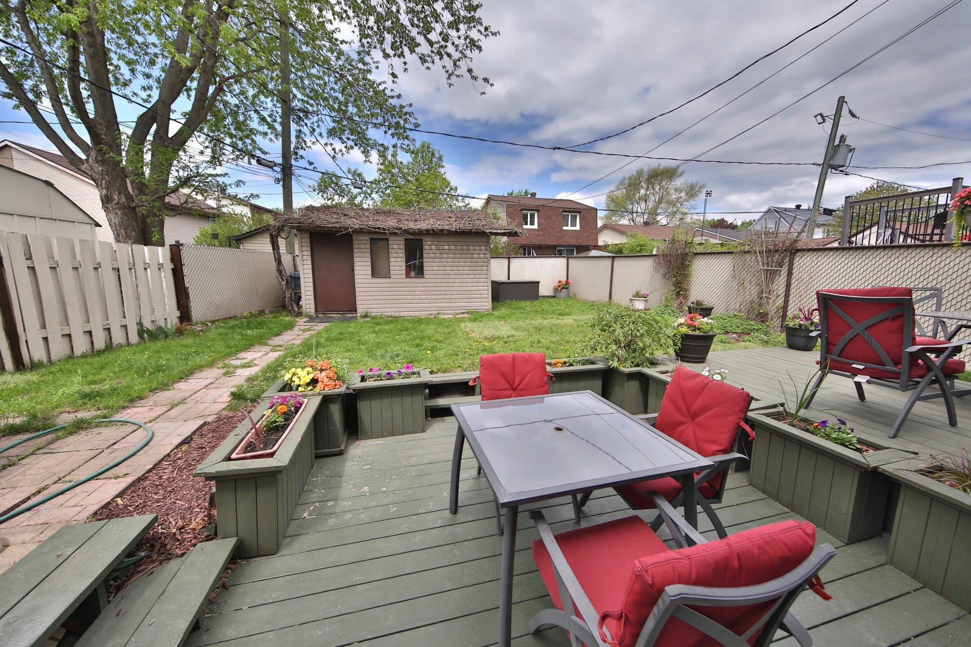 









3960


Rue Lessard

,
Longueuil (Saint-Hubert),




QC
J3Y8B7

