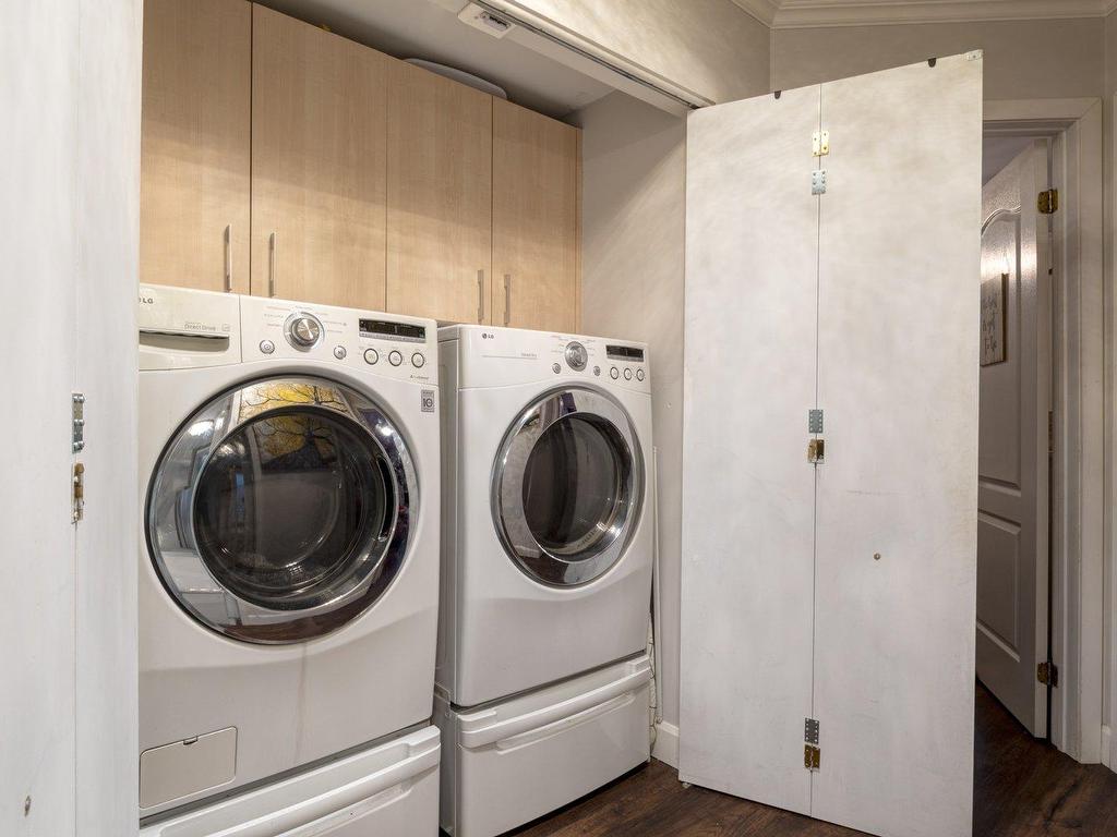 









3033


Rue des Émeraudes

, 202,
Saint-Hubert (Longueuil),




QC
J4T3T7


