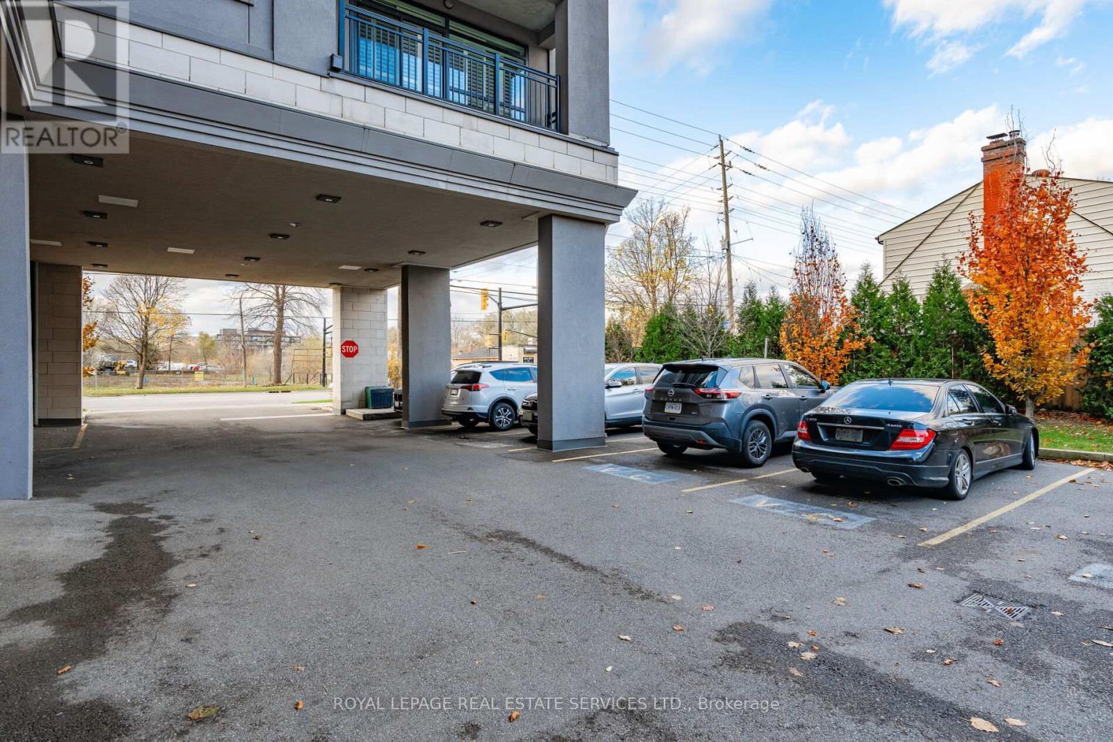 












102 - 34 PLAINS ROAD E

,
Burlington,




Ontario
L7T0B9

