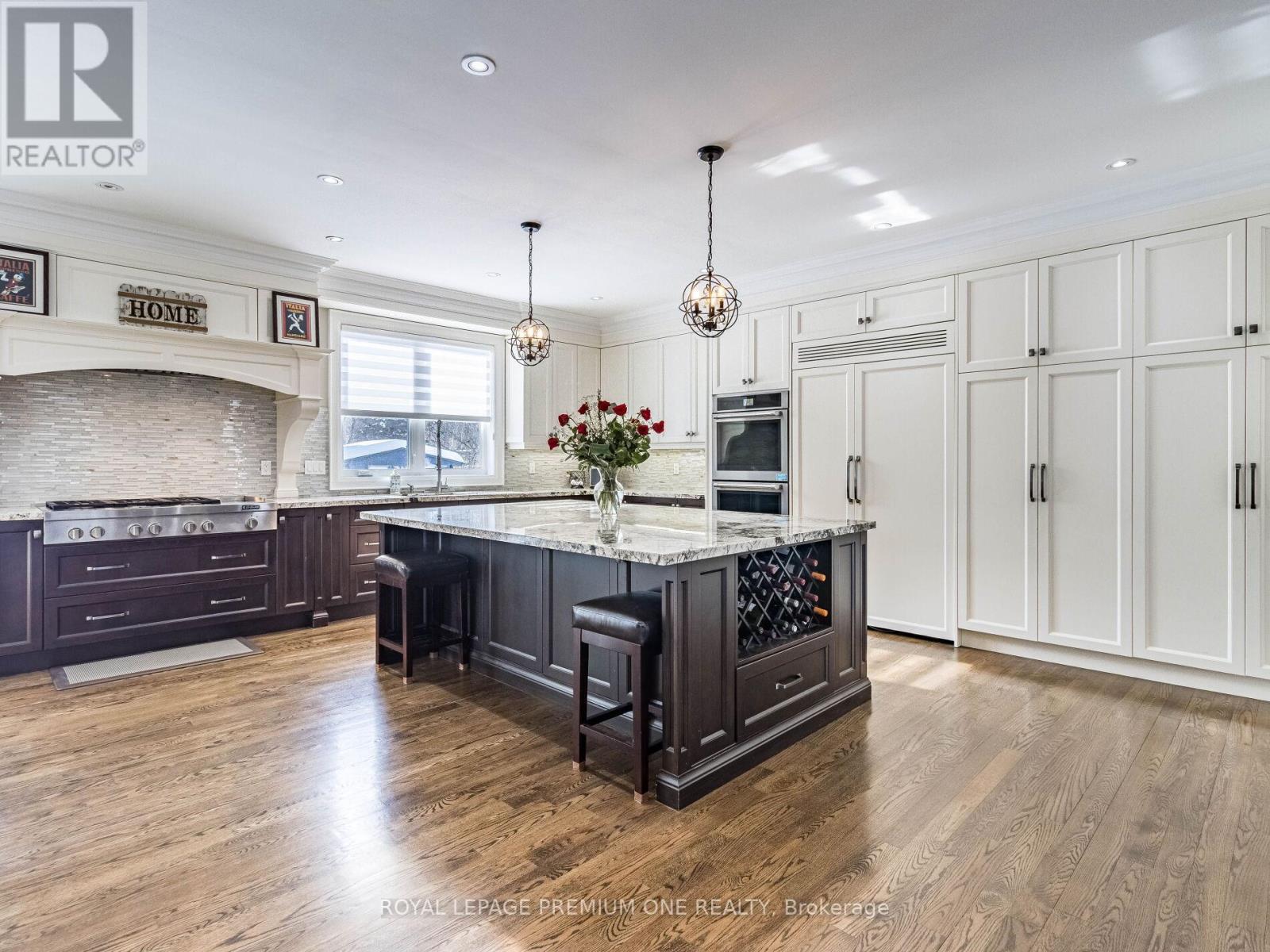 












119 DENNISON STREET

,
King,




Ontario
L7B1B8

