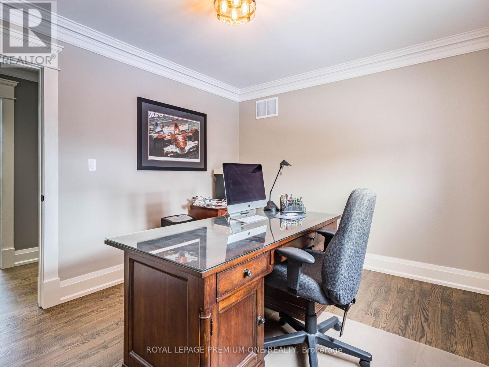 












119 DENNISON STREET

,
King,




Ontario
L7B1B8

