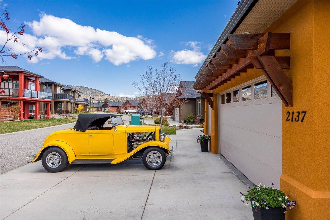 









2137


Talavera

Place,
West Kelowna,




BC
V4T 3H8


