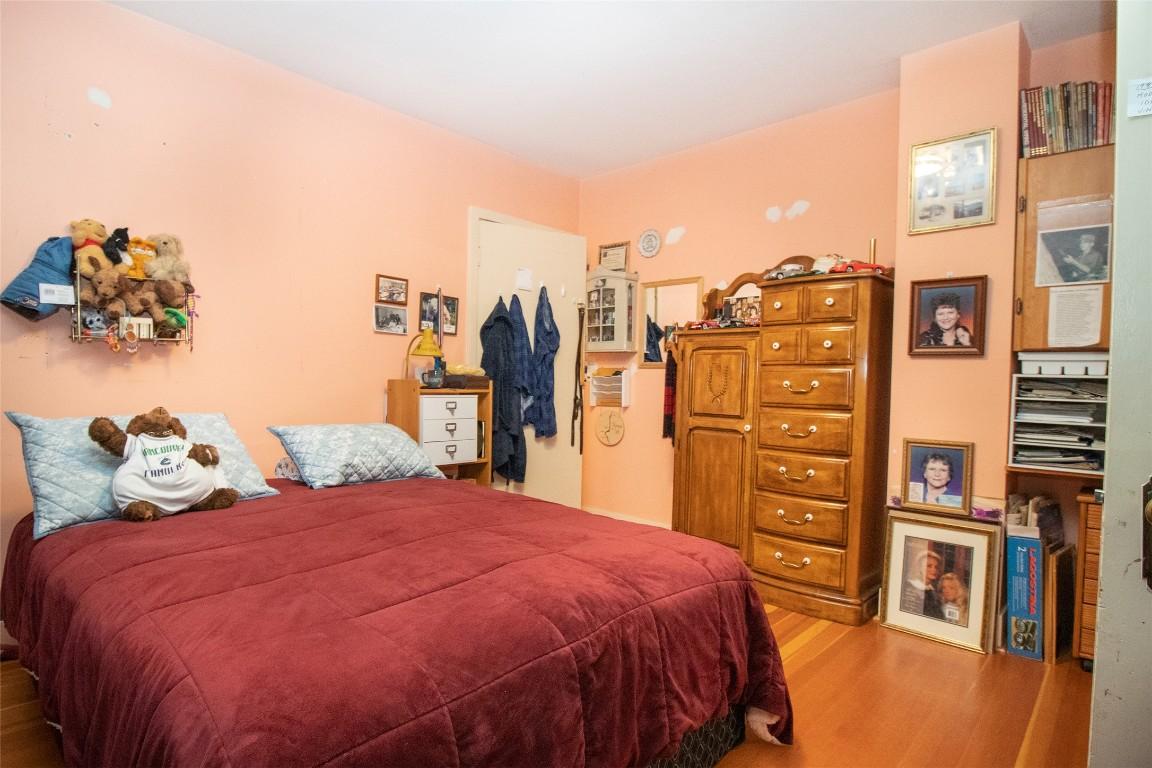 









695


Bell

Road,
Kelowna,




BC
V1X 2Y2


