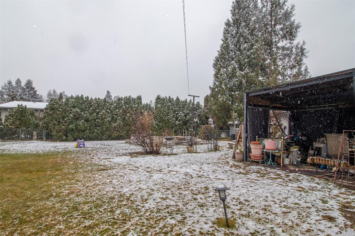 









695


Bell

Road,
Kelowna,




BC
V1X 2Y2

