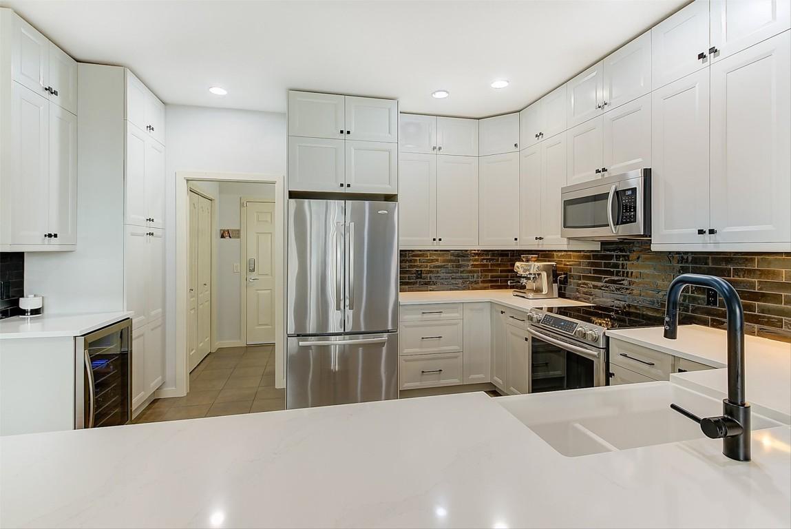 









2077


Cornerstone

Drive,
West Kelowna,




BC
V4T 2S3


