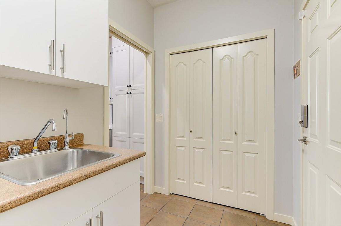 









2077


Cornerstone

Drive,
West Kelowna,




BC
V4T 2S3


