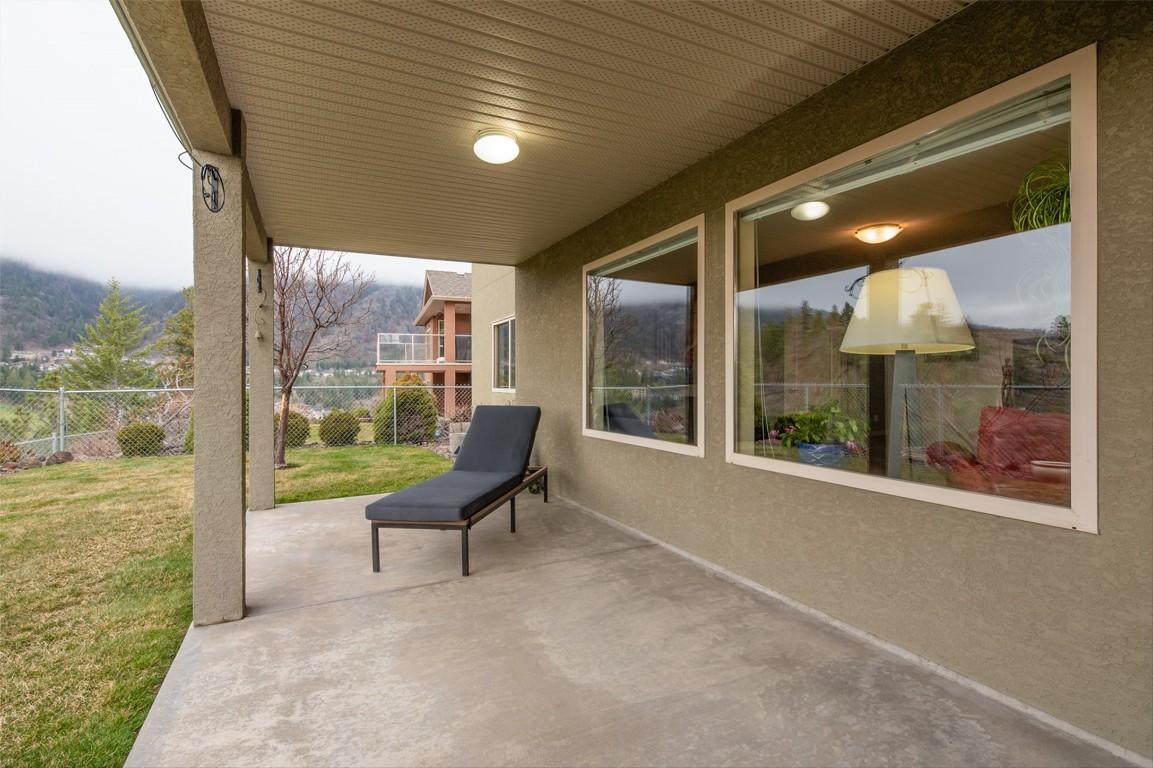 









2077


Cornerstone

Drive,
West Kelowna,




BC
V4T 2S3

