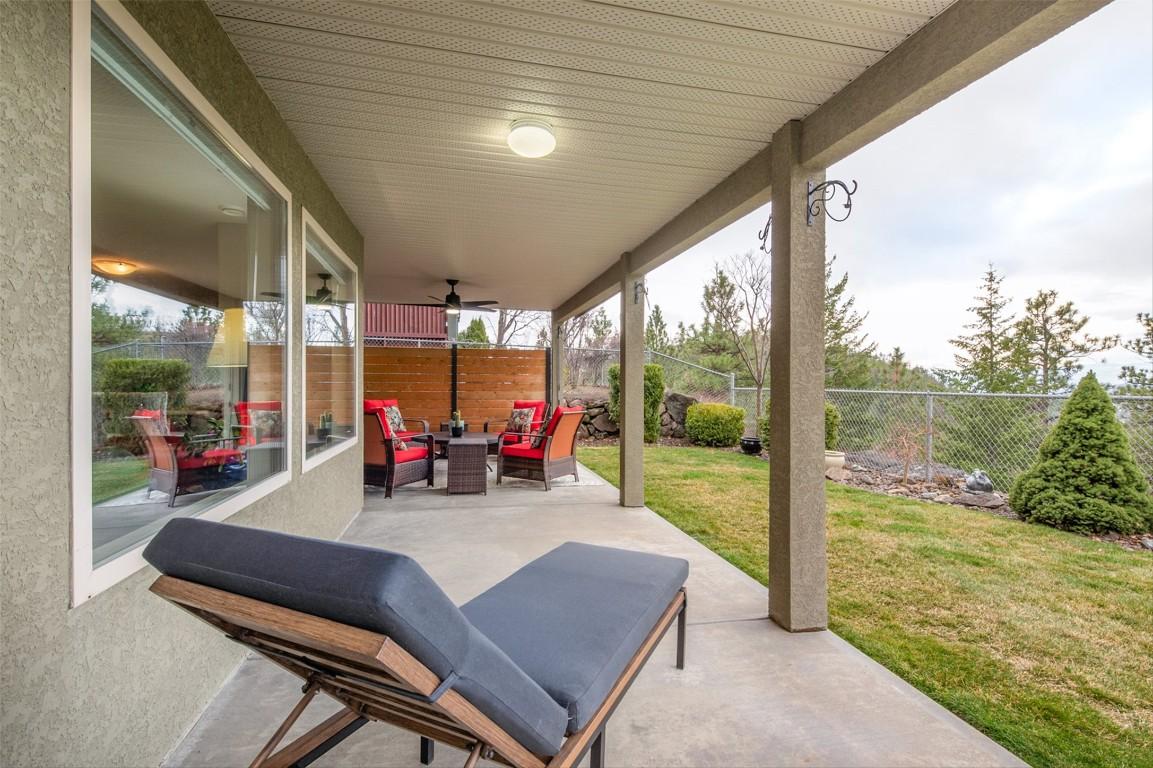 









2077


Cornerstone

Drive,
West Kelowna,




BC
V4T 2S3

