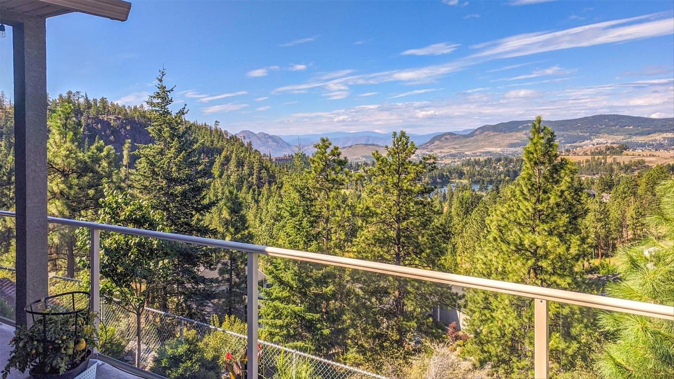 









2077


Cornerstone

Drive,
West Kelowna,




BC
V4T 2S3

