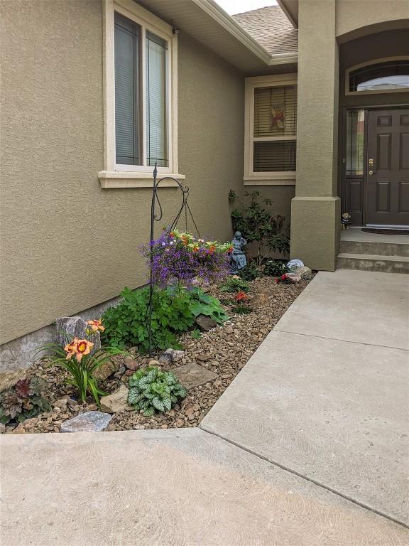 









2077


Cornerstone

Drive,
West Kelowna,




BC
V4T 2S3

