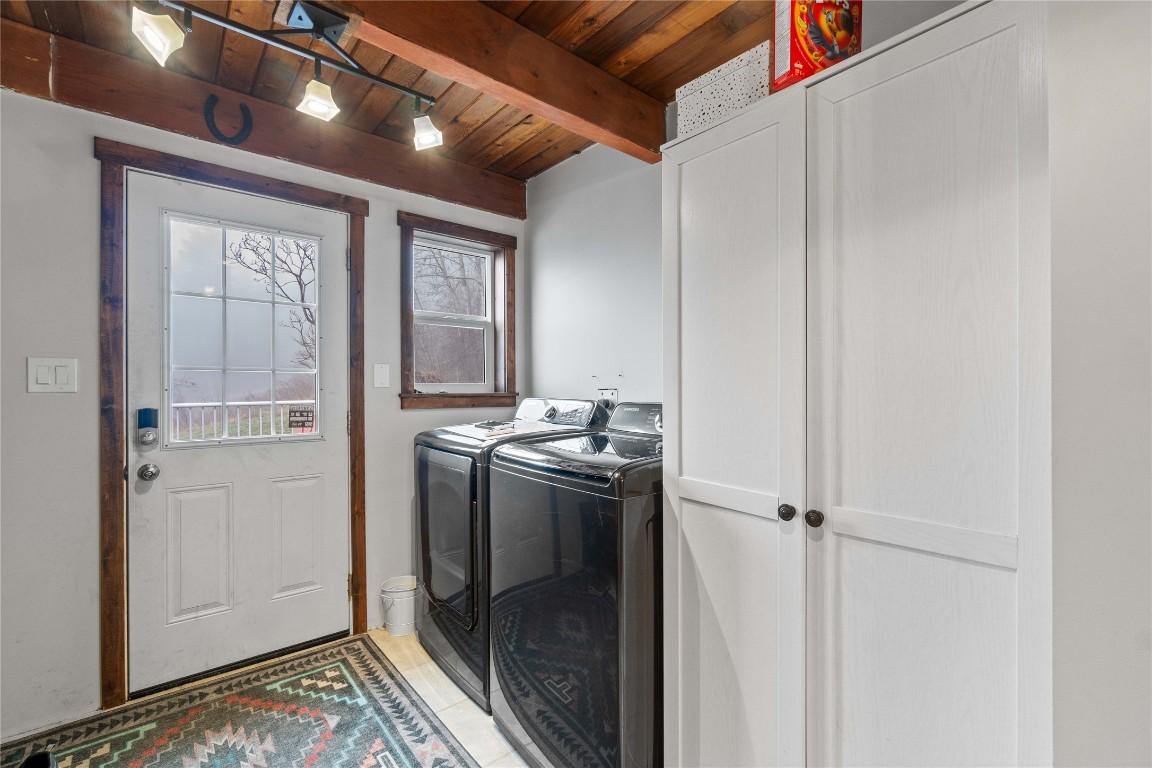 









1348


Vella

Road,
Tappen,




BC
V0E 2X2

