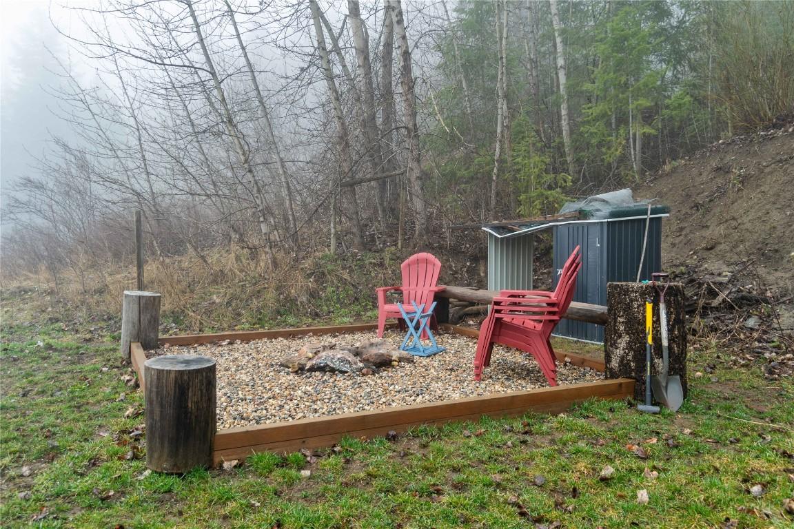 









1348


Vella

Road,
Tappen,




BC
V0E 2X2

