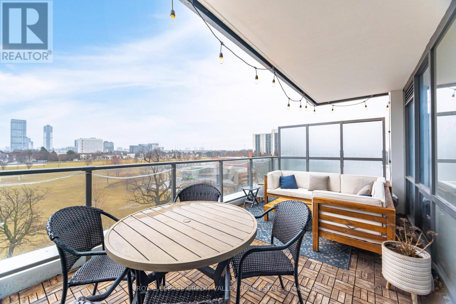 












413 - 32 FOREST MANOR ROAD

,
Toronto,




Ontario
M2J0H2


