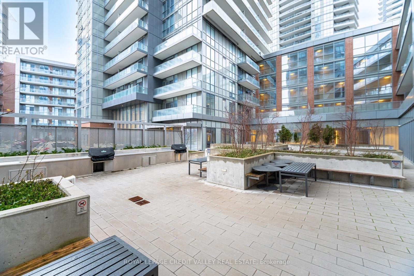












413 - 32 FOREST MANOR ROAD

,
Toronto,




Ontario
M2J0H2

