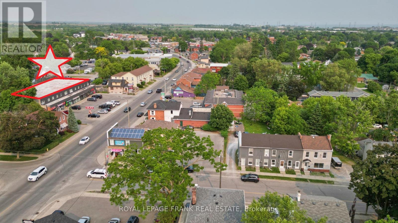 












8 - 136 KING STREET

,
Clarington (Bowmanville),




Ontario
L1C1N7

