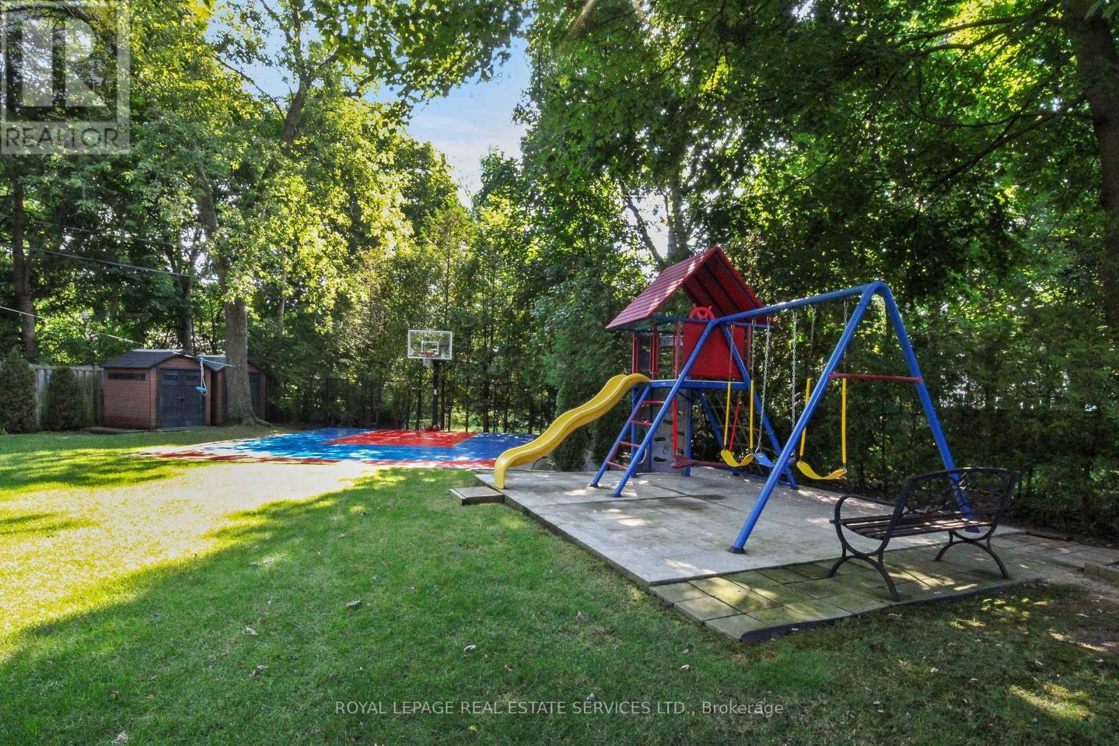 












159 VIEWBANK CRESCENT

,
Oakville,




Ontario
L6L1R3

