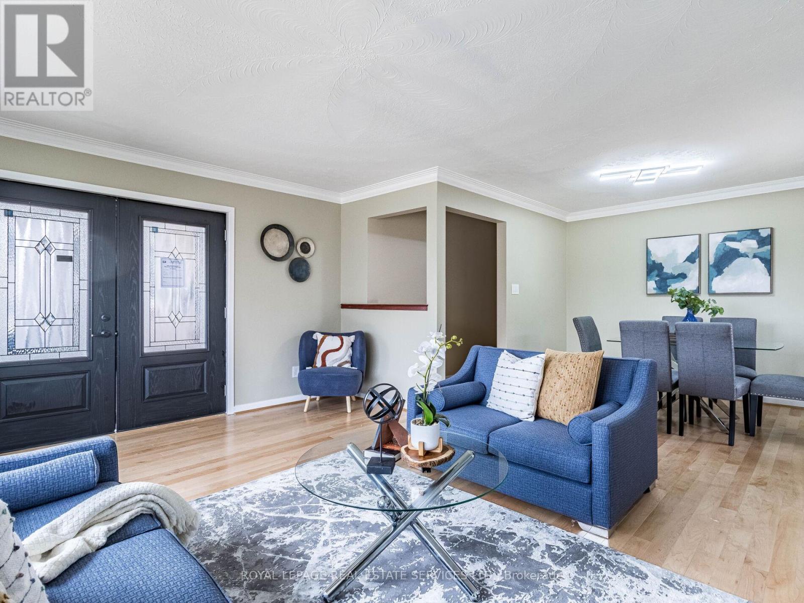 












231 ELIZABETH STREET S

,
Brampton,




Ontario
L6Y1S2

