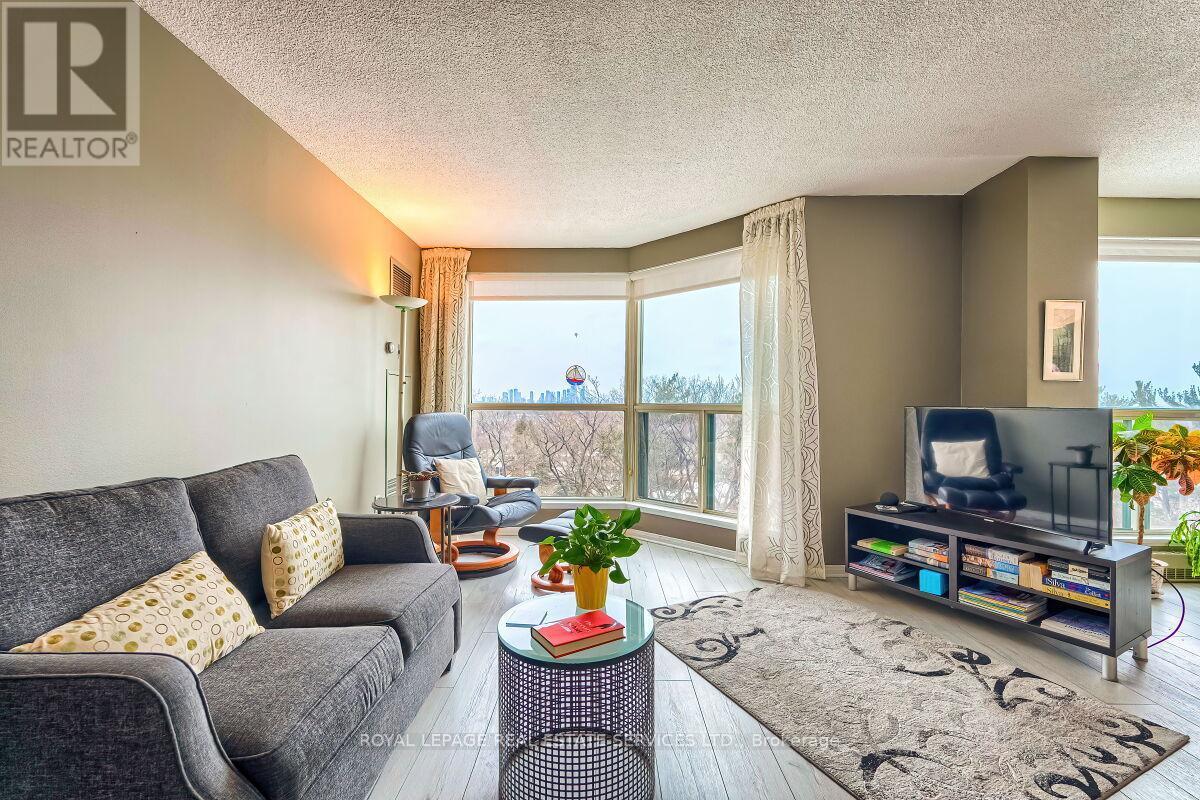 












902 - 2155 BURNHAMTHORPE ROAD W

,
Mississauga,




Ontario
L5L5P4


