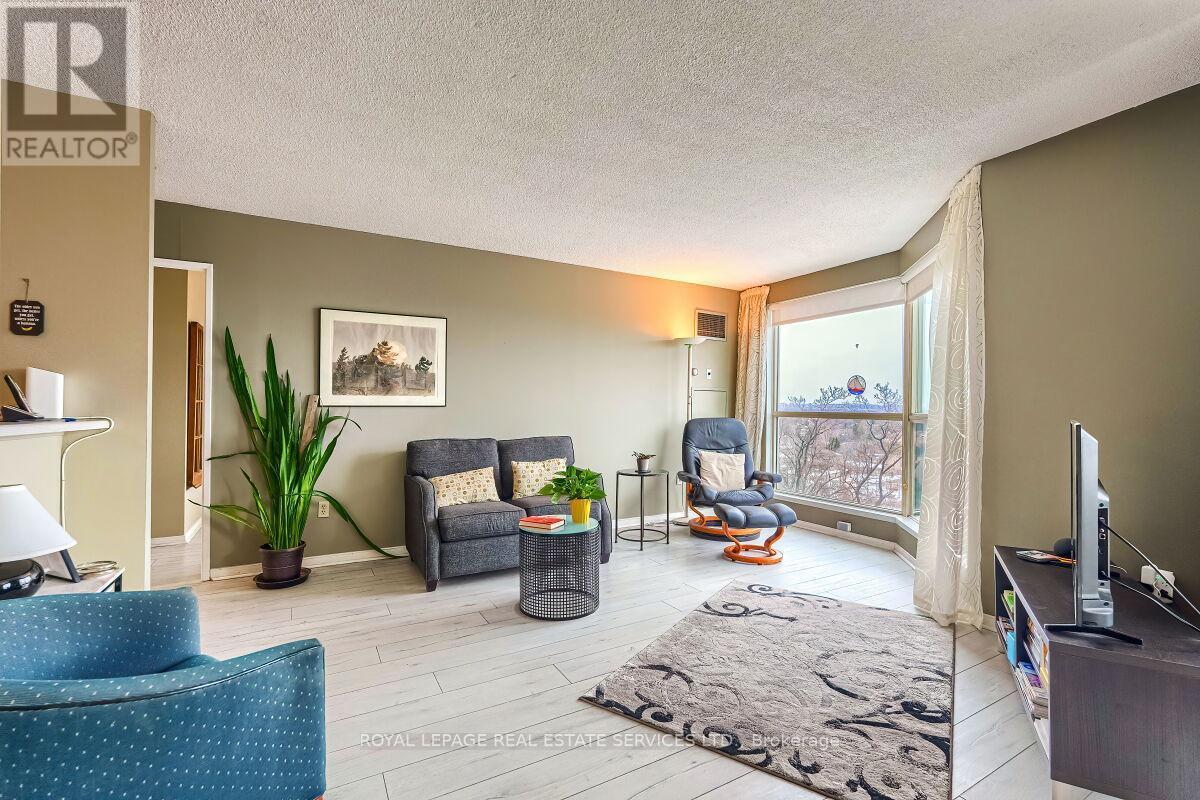 












902 - 2155 BURNHAMTHORPE ROAD W

,
Mississauga,




Ontario
L5L5P4

