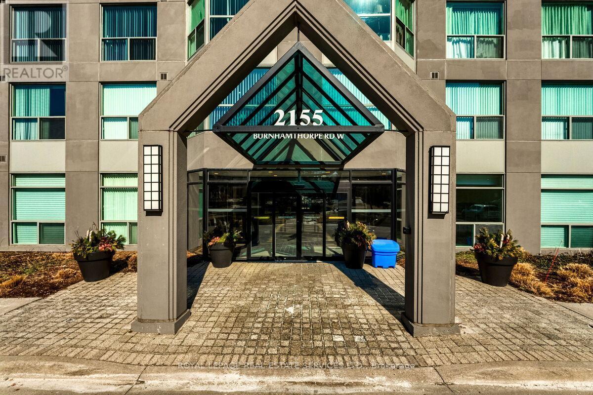 












902 - 2155 BURNHAMTHORPE ROAD W

,
Mississauga,




Ontario
L5L5P4

