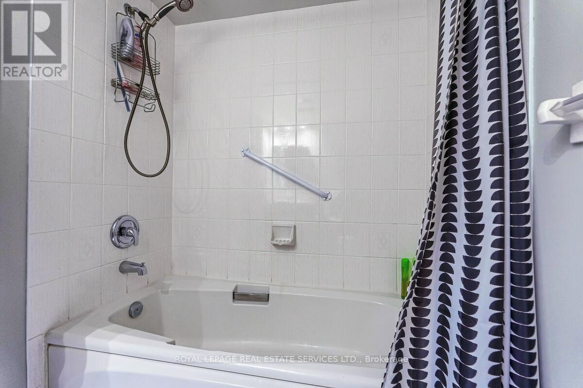 












902 - 2155 BURNHAMTHORPE ROAD W

,
Mississauga,




Ontario
L5L5P4

