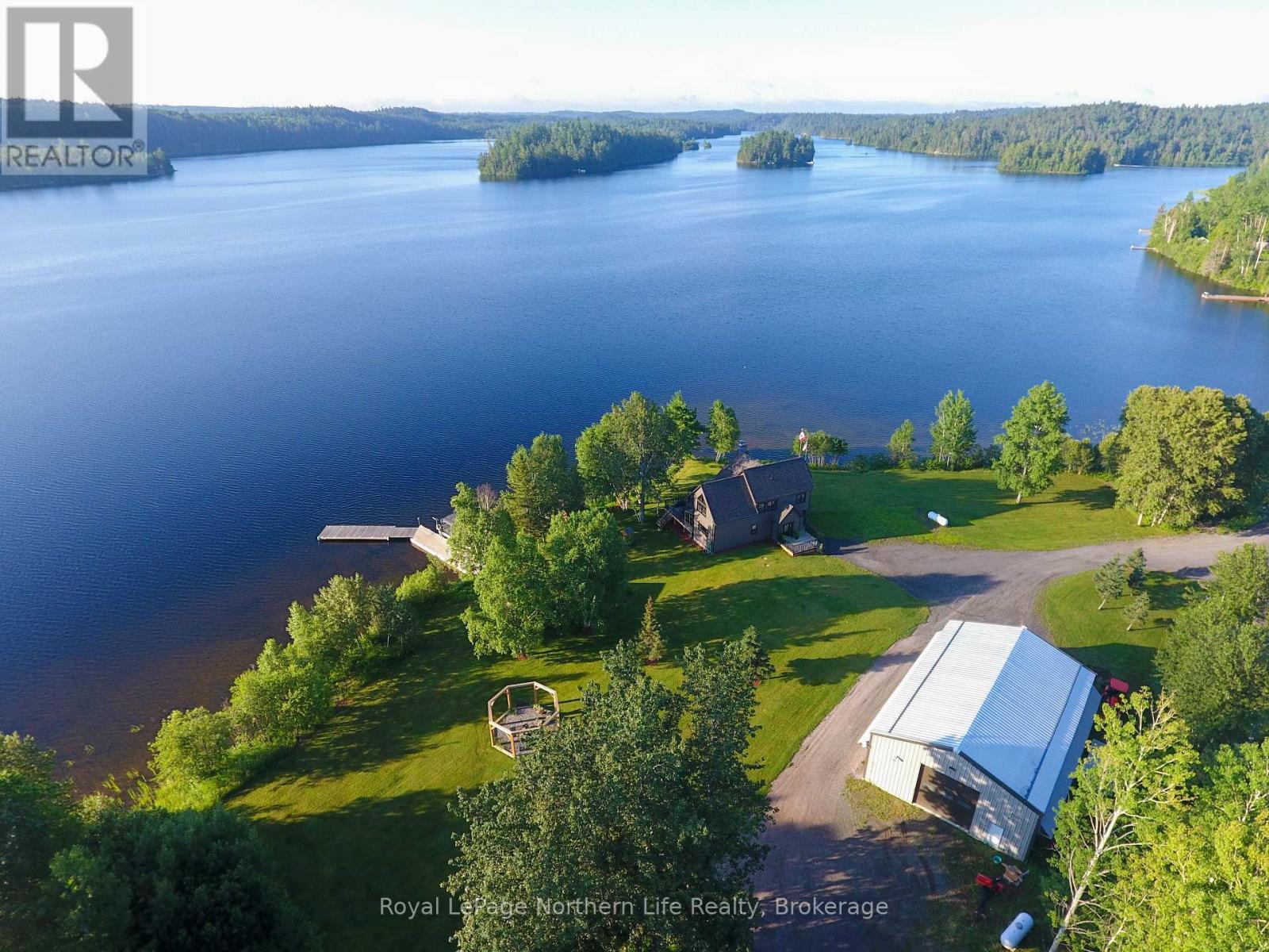 












33 WHITE BEAR COURT

,
Temagami,




Ontario
P0H2H0

