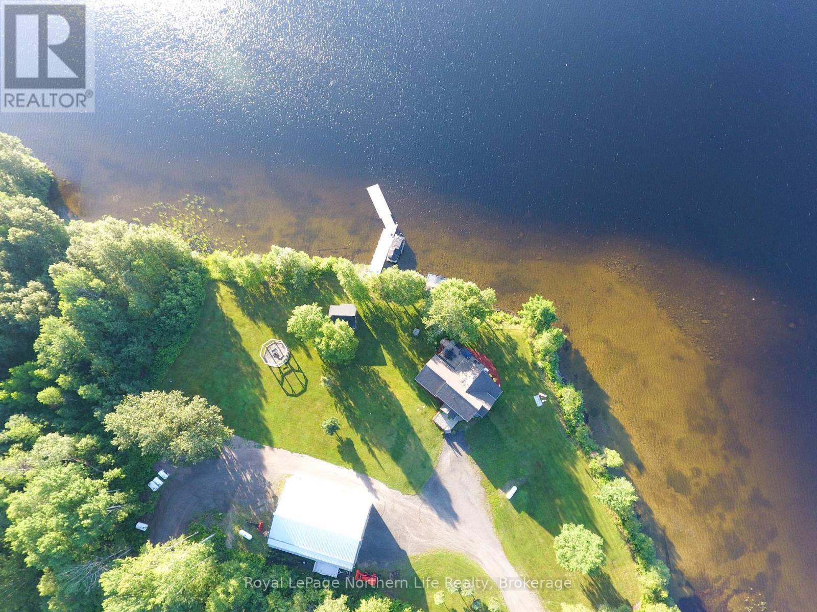 












33 WHITE BEAR COURT

,
Temagami,




Ontario
P0H2H0

