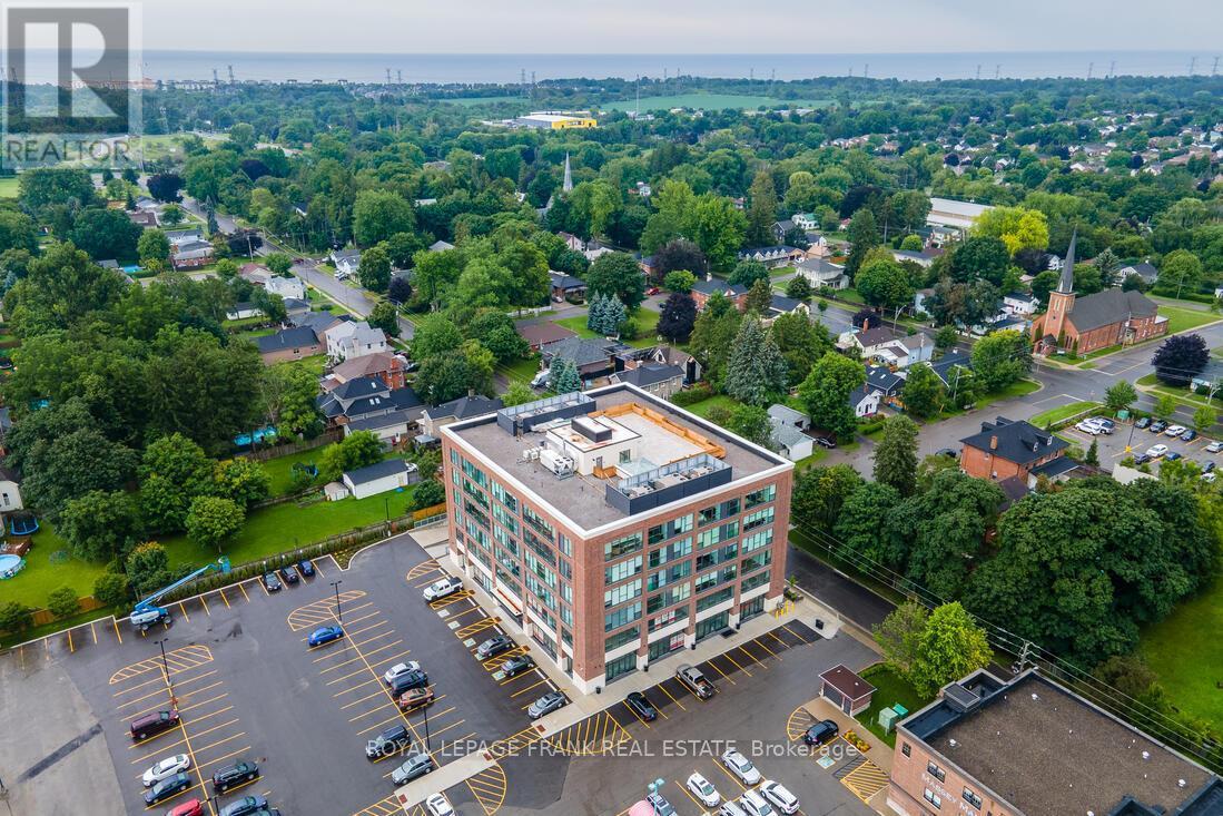 












201-203 & 205-208 - 109 KING AVENUE E

,
Clarington (Newcastle),




Ontario
L1C3K2

