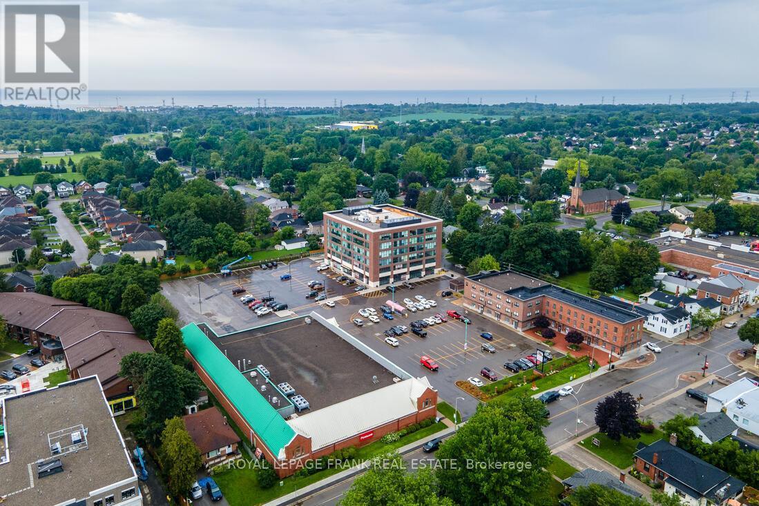 












201-203 & 205-208 - 109 KING AVENUE E

,
Clarington (Newcastle),




Ontario
L1C3K2


