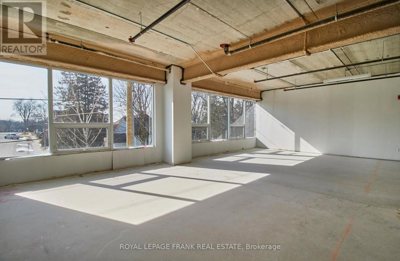 












201&202 - 109 KING AVENUE

,
Clarington (Newcastle),




Ontario
L1B1H3

