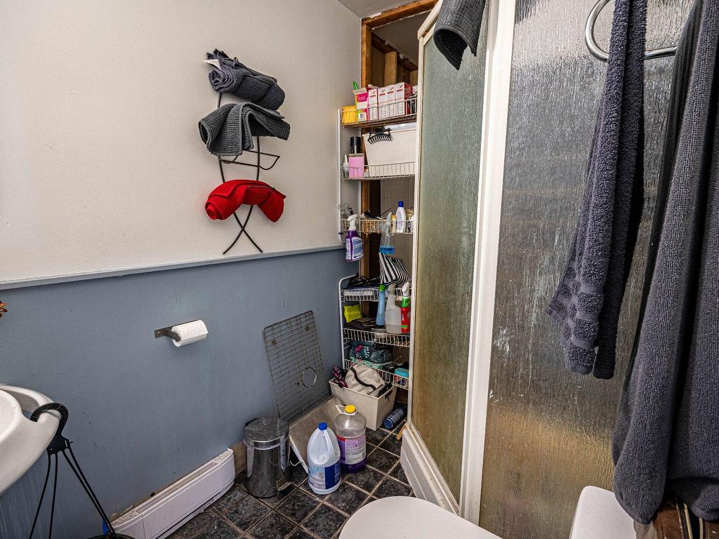 









787


Rue Principale

,
Rivière-Beaudette,




QC
J0P1R0

