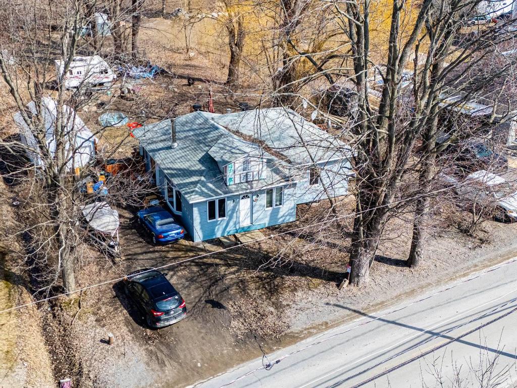









787


Rue Principale

,
Rivière-Beaudette,




QC
J0P1R0


